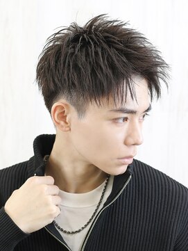 ベーア(Bar) 短髪アップバング刈り上げ爽やかショート