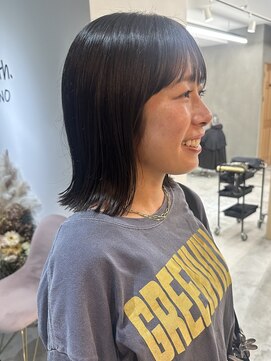 スミス 上野(smith) 外はねボブ髪質改善イルミナカラー