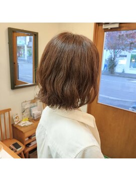 弱酸性のくしゅっとパーマ