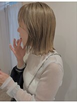 キキ(kiki)&nbsp;ハイトーンベージュ