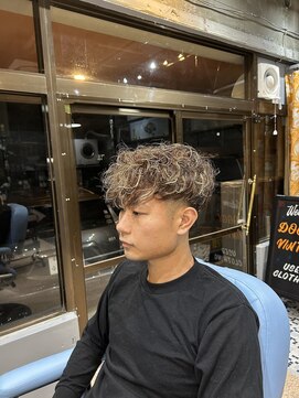 ディグイットバーバーショップ(Dig it !! BARBER SHOP) スペインカール