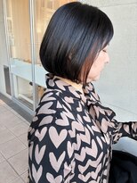 フロラクロマ 上通NEWS裏(FLORACHROMA)&nbsp;40代インナーカラーデザインのミディアムボブ