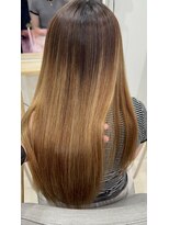 エメヘアデザイン ルイス(Aimer Hair Design Lewis)&nbsp;ブリーチ履歴への縮毛矯正/弘前市