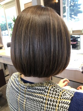 ビースリー ロア ボブ!