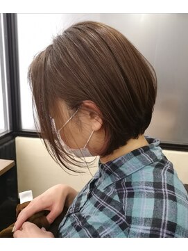 リリス(l'iris) 【l’iris】前下がり×くびれボブ