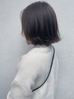 モルニ(MORNI)&nbsp;ダークカラー_マロンベージュ Aラインボブ かきあげ