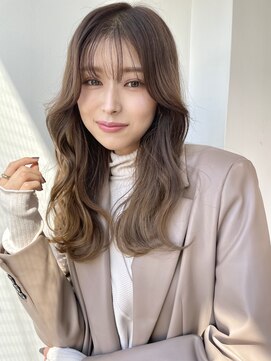 ストーリー 本川越(Story) ホワイティーベージュウェーブロング