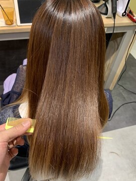 ハブ(hub) 【天神今泉】ZERO髪質改善ストレート