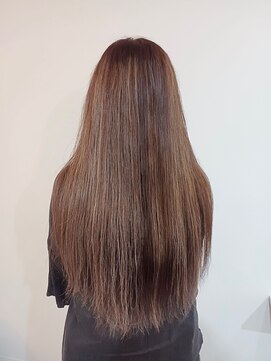 ツムグ 代官山 中目黒(TUMUGU) 脱白髪染めハイライトホワイトグレージュ大人可愛い30代40代50代