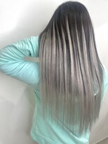 アルマバイロサ(ALMA by ROSA) シールエクステでバレイヤージュ風/担当rui