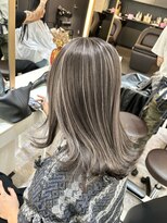 ブレンド 渋谷(BLend)&nbsp;ハイライトカラーマチルダボブインナーグレージュ前髪