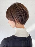 丸みショート_フルバングレッドブラウンハッシュカット_ba364191