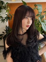 アテナ(ATENA) 艶×レイヤーで魅せる上品ロング