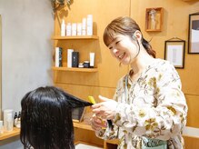 マンツーマン施術だから、髪のお悩みも相談しやすい♪