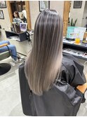 バレイヤージュ、ハイライト、レイヤーロング、グレーベージュ