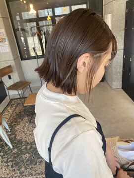 リンダテーラ(Linda tela) 【札幌白石】切りっぱなし/ボブ/ベージュカラー