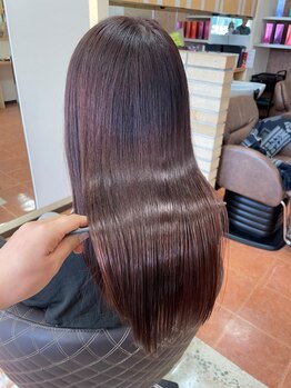 アルファレイズ ヘア ユニット(alphareiz hair unit)の写真/落ち着いた雰囲気の【alphareiz hair unit】＊心からリラックスできるあなただけのサロンTimeを過ごして♪