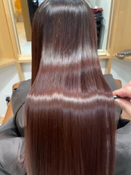 アトラクトヘアー バイ ミューズ(Attract hair by MUSE)の写真/本物志向な女性必見◎ずっと触れていたくなるような自然で柔らかな仕上がりのストレートヘアが叶う♪