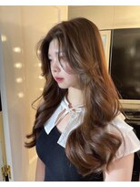 イェンホン 艶紅(Yan Hong 艶紅)&nbsp;【#新宿美容室#ワンホンメイク#羽エクステ#ヘアアレンジ】
