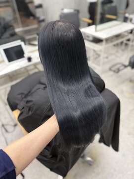 ジーナ 新宿(Zina) 【本多担当】透けるネイビーカラー