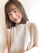 アコロン(acoron)&nbsp;小顔ボブ×イヤリングカラー×ペールグレージュ×ハイライト