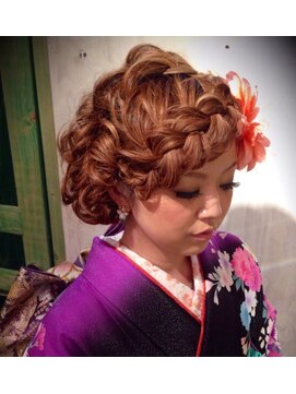 フランベアー(Franc Bear) 前髪ふんわり編み込みアップ