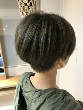 ヘアデザイン ディクト(hair design D.c.t) [D.c.t]平田ヒデカズ お洒落カーキーショート