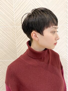 ビープ(beep) 少しエッジの効いたベリーショート