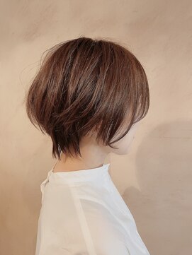 ココンフワット(coconfwat) 大人ショートボブ