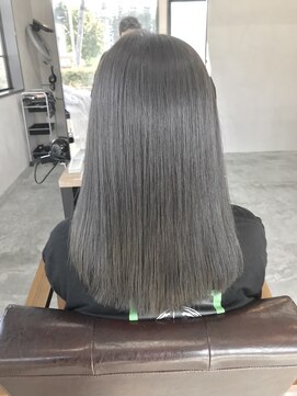 ビビッド(Vivid) 透明感ダークグレージュ