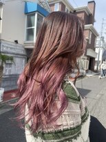 バズ(BUZZ)&nbsp;ピンクブラウングラデーション/ブリーチ【BUZZトワダ】