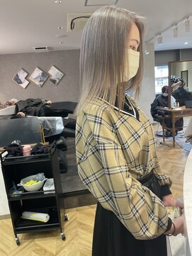 ロンド レア 天神大名店(Lond Le’a) ミルクティーベージュ/ダブルカラー/ブリーチ/くびれヘア