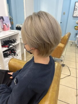 グラスペディア(graspedia) ホワイトベージュショート