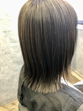 エル ヘアサロン なんば店(eL) 外ハネボブ