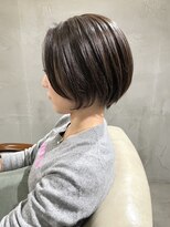 アンビエンテ(ambiente)&nbsp;ショートボブ　多毛さん寒色系【坂根】