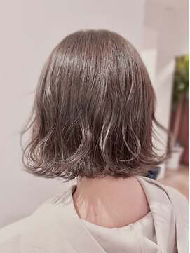 ウル(Ulu') ゆるふわボブ