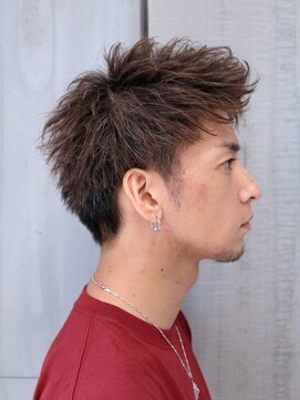 リップス レイ ギンザ(LIPPS Ray GINZA) 横顔ツーブロックモヒカン　かき上げ