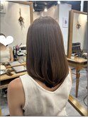 内巻きミディアム　ちょっぴりレイヤー
