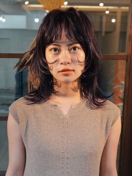 ラーナー(LONER) センターパート×ウルフヘア【LONER神戸三宮】