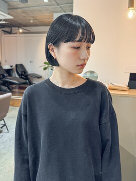 サロン シー(salon sea) salon sea 黒髪でも柔らかいミニボブ