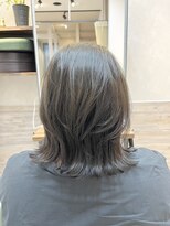 シンシア(CYNTHiA)&nbsp;外ハネオリーブアッシュ