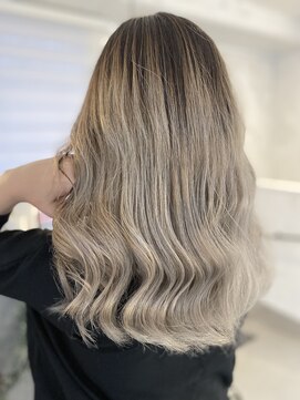 プルメリアドット(Plumeria.) バレイヤージュ