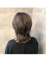 キャラ シャローネ 池袋(Chara Chalone)&nbsp;襟足長めのウルフスタイル/グレージュスタイル【岸雄一】