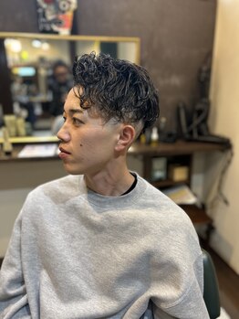 バーバー アカダマの写真/時短でオシャレに★爽やか/アンニュイ/ワイルド/濡れぱんまで、貴方に似合うパーマを提案するから男前度UP