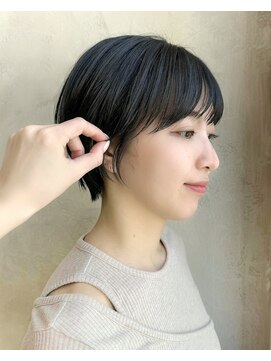 アフロート ルヴア(AFLOAT RUVUA) ナチュラルショート20代30代40代50代小顔ヘア
