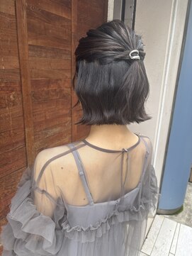 ブリッジ バイ ネオリーブ 綱島店(bridge by neolive) ハーフアップ