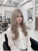 ホワイトブロンド オルチャンレイヤー ぱっつん前髪 ハイトーン