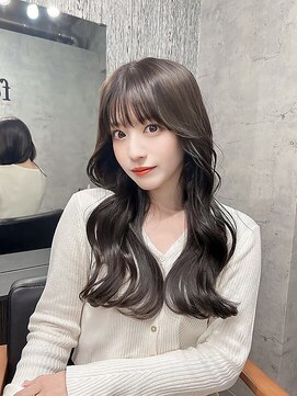 リベルテ 渋谷(Liberte) レイヤーカット　顔周りレイヤー　渋谷