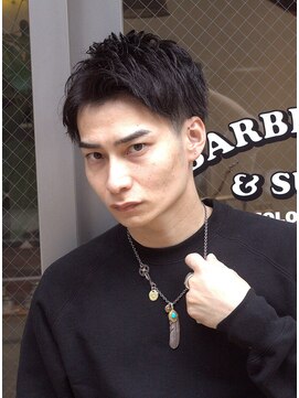 クオンヒール 堺筋本町店(QUON HEAL) 好印象黒髪アップバングショート