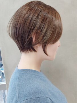 エリマ 武蔵小杉(elima) 武蔵小杉大人ショートボブ透明感ベージュカラー小顔ショート30代